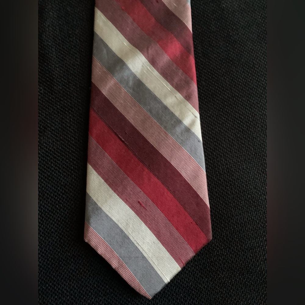 Elegant Striped Men's Tie - 100% silk Red, Gray, and White